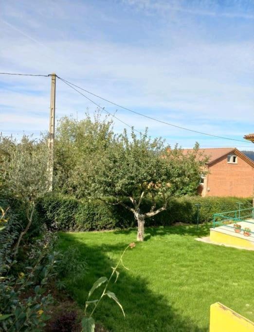 Casa Con Finca En Oviedo El Casero Εξωτερικό φωτογραφία
