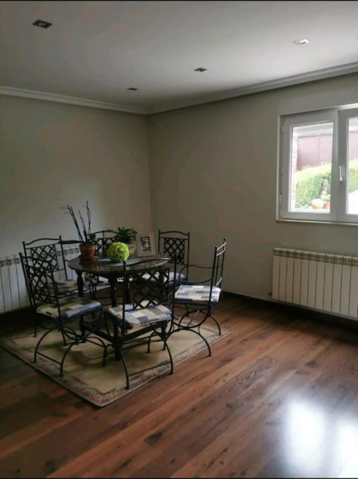 Casa Con Finca En Oviedo El Casero Εξωτερικό φωτογραφία